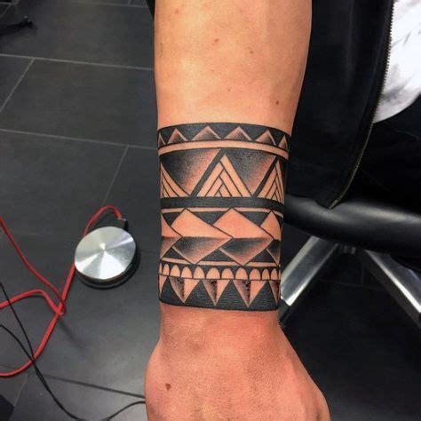 tribal man armbanden tatoeages Tatoeage ideeën foto Tribal armband