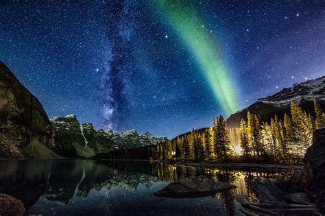 Aurora Borealis Banff National Park
