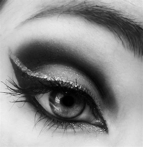 ஜ ═ ═ ═ ═ ═ ═ ═ ═ ═ ═ ♥ silver eyeliner makeup glitter eyeliner