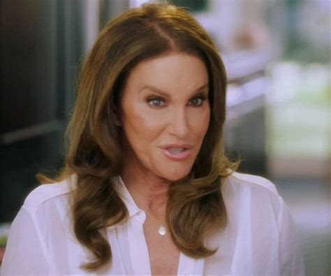 Kris Jenner Meets Caitlyn For The First Time In I Am Cait Preview Daily Mail Online