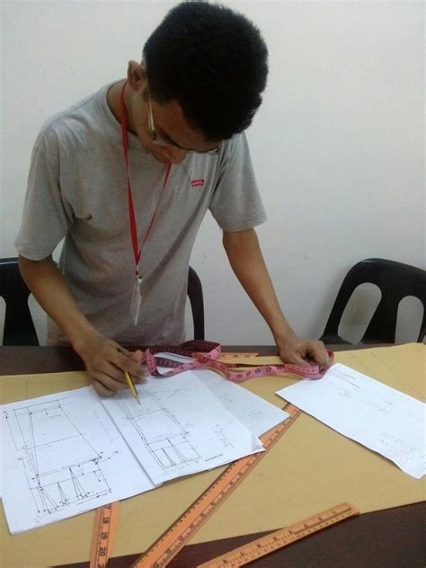 Ini dijahit untuk membuka satu di celana celana panjang. Competition membuat pola seluar slack ~ TIM'S ACADEMY