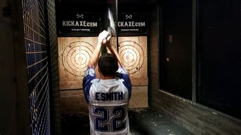 How New Yorks Axe Throwing Businesses Gain Licenses To Sell Alcohol
