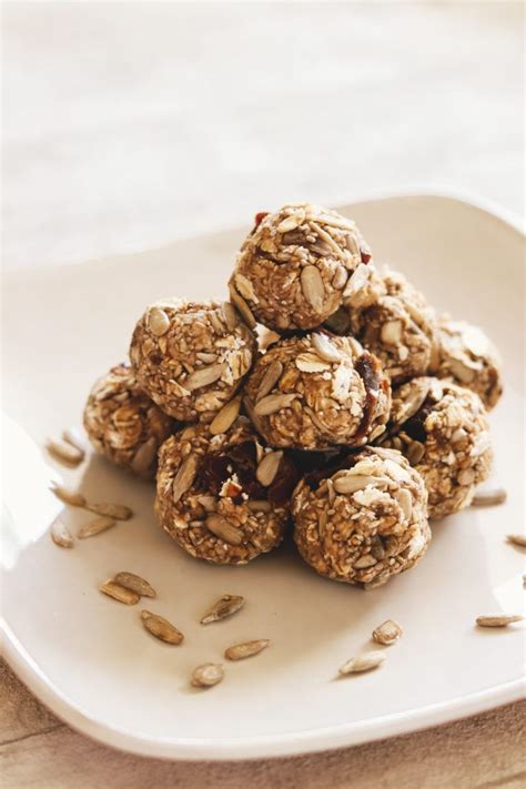 15 i am jill dalton, host and chief flavor officer for the whole food plant based cooking show. Banana Oat Energy Balls - GoodFor | Banana oats, Whole ...