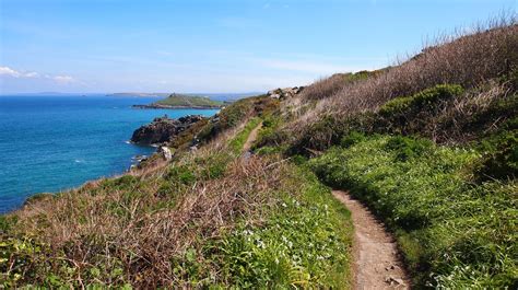 The 8 Most Beautiful Coastal Walks In Cornwall