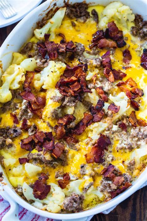 When hamburger is almost done (most of the pink gone) push the hamburger off to the side of the pan and add diced onion to the hamburger fat. Low Carb Cheeseburger Cauliflower Casserole - Skinny ...