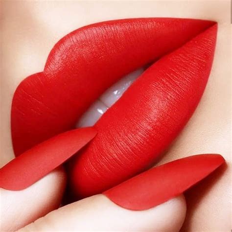 Pin By Priya Sweety On Glamorous Dulhan Lipstick For Dark Skin Lipstick For Pale Skin