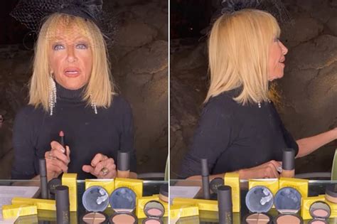 Nearly Naked Intruder Interrupts Suzanne Somers Livestream At Home