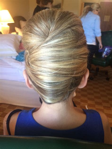 20 French Twist Hairstyles For Weddings Hairstyle Catalog