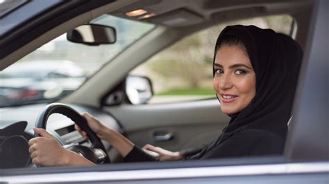 First Women Only Car Dealership Opens In Saudi Arabia Daftsex Hd