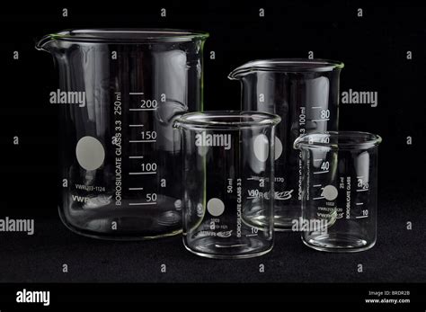 Empty Clear Glass Measuring Beaker In A Group 25ml 50ml 100ml 250ml