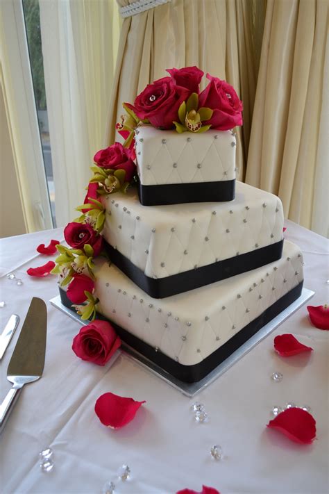 Classy Wedding Cake