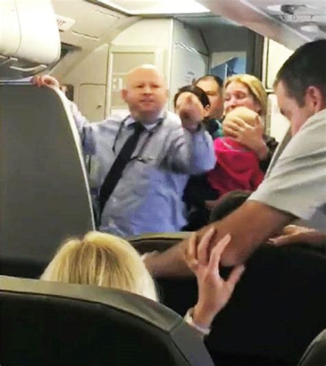 American Airlines Apologizes For Incident With Passenger And Suspends Attendant — Mercopress