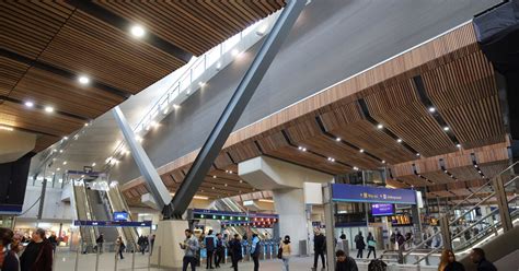 London Bridge - Facilities, Shops and Parking Information