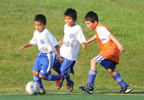 ¿a qué quieres jugar hoy? Conocimiento táctico y rendimiento de juego en fútbol en ...