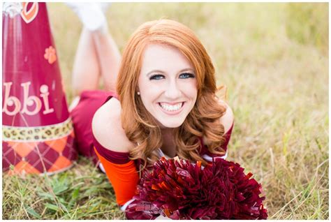 one tip to avoid getting stuck with senior posing hope taylor photography senior poses senior