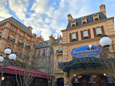 Disneyland Paris The 10 Best Attractions At Disneyland Paris Paste