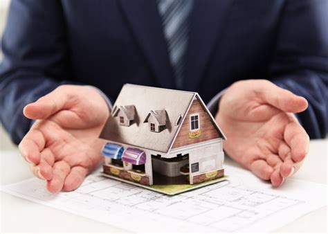 Some homeowners insurance policies state the deductible as a dollar amount or as a percentage, normally around 2%. Home Insurance Deductible Savings Vary by State | Money ...