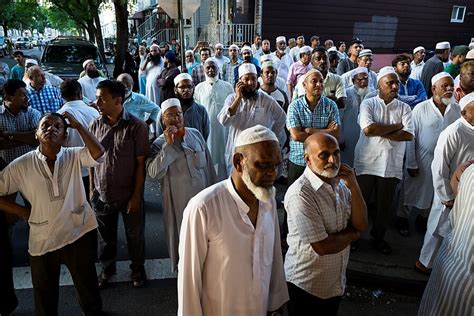 nyc leaders urge calm over fear after fatal shooting of queens imam