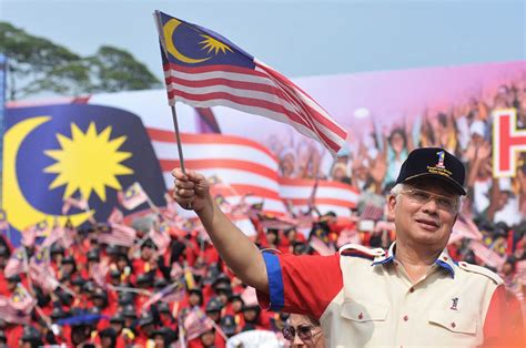 Sambutlah hari kemerdekaan kali ini dengan lebih bersemangat dengan jiwa yang penuh dengan semangat patriotisma! Sambutan Hari Kemerdekaan & Hari Malaysia disambut ...