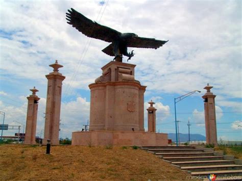 Monumento Del Águila Mexicana Ramos Arizpe Coahuila Mx12182405179270