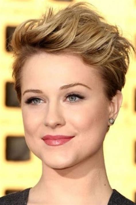 Hairstyle Short Pixie Haircut For Round Faces