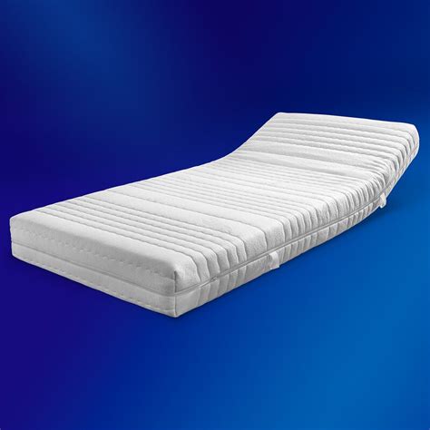 Check out the latex mattress comparison table above for details on the best brands and models. Ravensberger Latexmatratze, Ravensberger, 7-Zonen, 19 cm ...