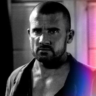 Michael scofield was born michael burrows, but his father aldo and adopted older brother lincoln abandoned him and his mother christina, so. Lincoln Burrows