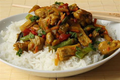 kuřecí maso na kari s rýží zeleninou recept toprecepty cz
