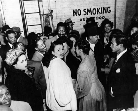 Lena Horne Waits For Dorothy Dandridge Beguiling Hollywood