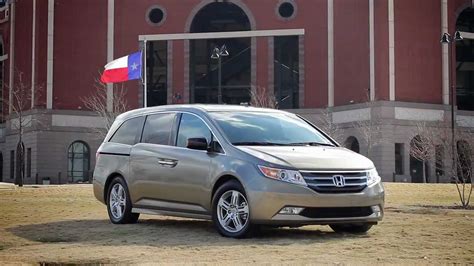 2012 Honda Odyssey Reviews And Auto News Car Pro Youtube