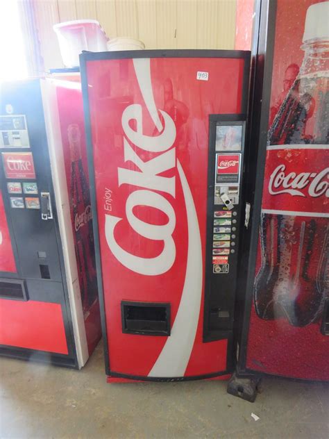 Coke Vending Machine Model Dncb240cc138 6 Schmalz Auctions