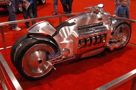 Dodge Tomahawk Worlds Expensive And Fastest Motorcycle Pictures