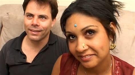 Hint Karısı Kocasını Amerikan Seks Turisti Ile Aldatıyor Net Ses