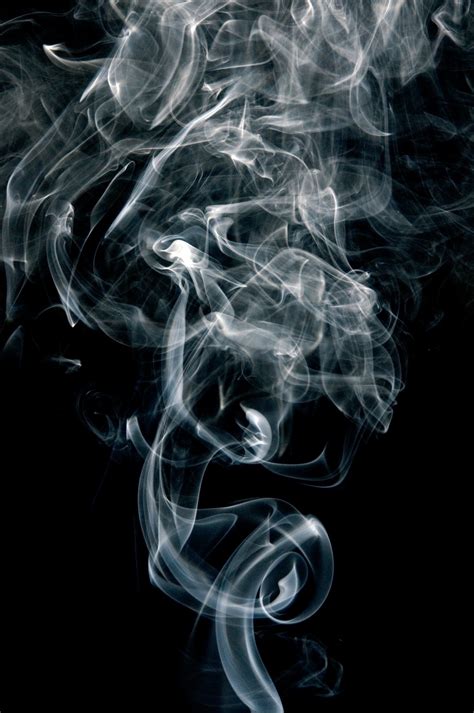 Images Gratuites Noir Et Blanc Fumeur Courbe Obscurité Monochrome