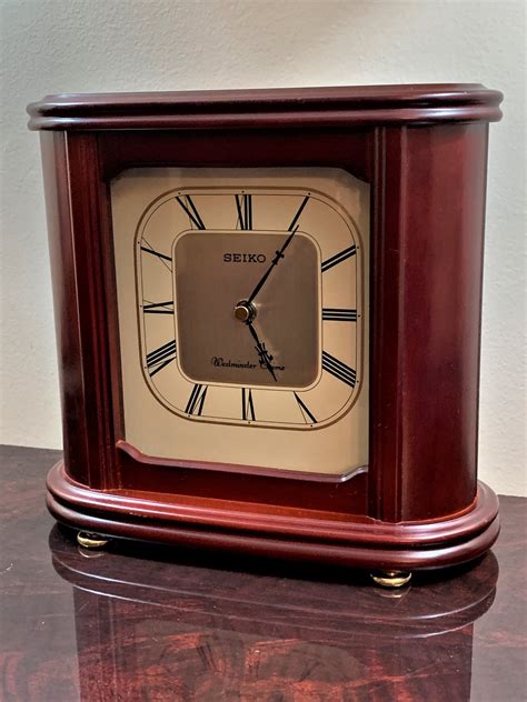 Seiko Westminster Chime Mantel Clock Solid Wood Special Edition Large Dial 10 W 9 H 4 D