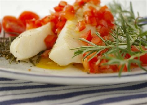 Rosemary Smoked Halibut With Balsamic Vinaigrette Recipe Genius Kitchen