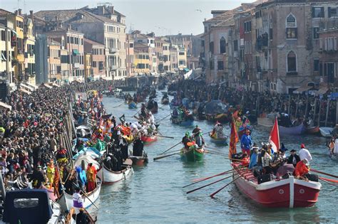 Venice Carnival Is About To Start Carnival History Italy Travel Ideas