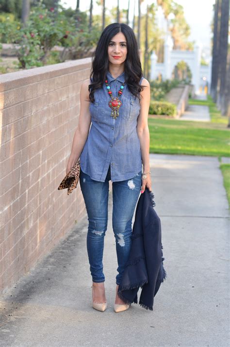 Https://wstravely.com/outfit/blue Jean Dress Outfit Ideas