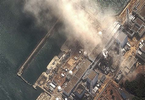 Before and after pictures of japan's tsunami cleanup progress. Satellite images of Japan, before and after the earthquake ...