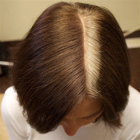 How To Apply Color To Hair Roots