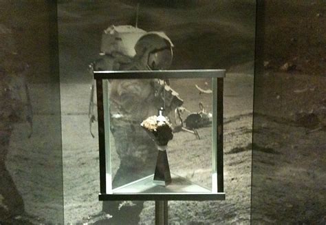 Moon Rock At Nasa Space Museum David Orban Flickr