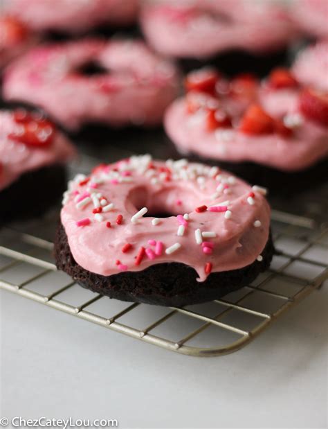 Chocolate Donuts With Strawberry Cream Cheese Icing Chez Cateylou