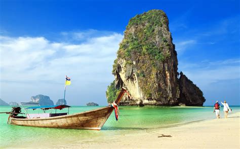 Talking about the culture, lots of temples, museums, and historical places are the popular places visited by tourist and backpackers. Phuket beaches