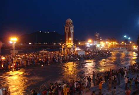 Haridwar Night Scene Of Ganga And Ghats Near Har Ki Pauri Flickr