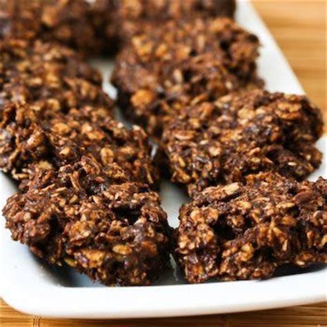 Add to creamy mixture, then fold in the raisins and oats, mix well. Sugar Free Flourless Chocolate and Oatmeal Cluster Cookies ...