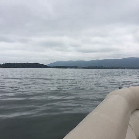 Smith mountain lake is the perfect destination for weddings, honeymoons, corporate events, family vacations, and more! Smith Mountain Lake (Moneta) - 2019 All You Need to Know ...