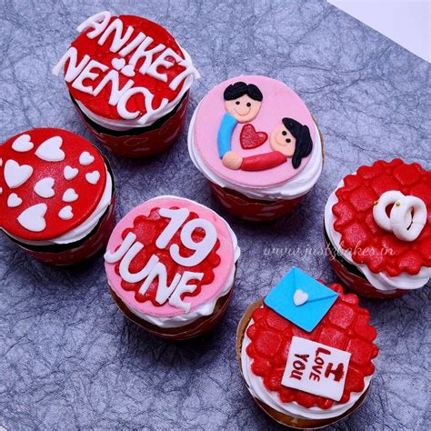 One year church anniversary cake pictures / anniversary cake decorating photos : Love theme cupcake / anniversary cupcake | Anniversary ...