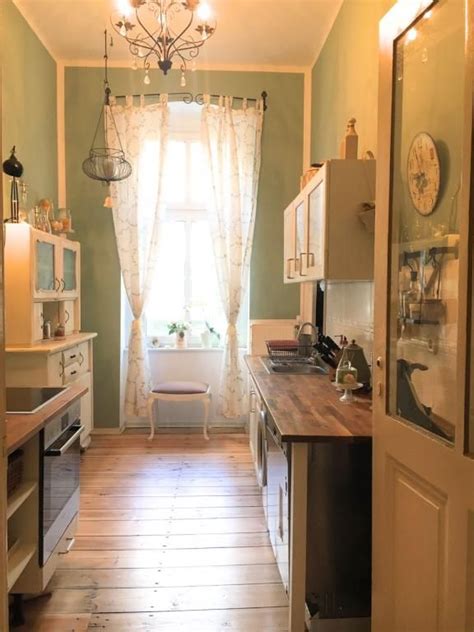 Die entscheidung white vintage schlafen zu legen und frisch und ausgeruht. Superschöne Altbauküche mit Vintage-Stil. #Einrichtung # ...