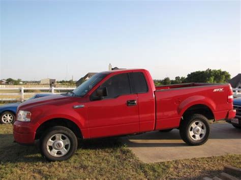 Sell Used 2004 Ford F 150 Stx Standard Cab Pickup 2 Door 46l In Haslet