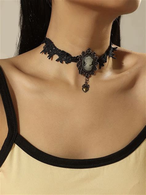 Why Do Girls Wear Chokers11 Reasons Found In 2024 A Fashion Blog